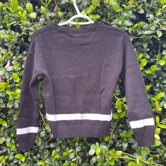 NWT NORDSTROM Kids Stripe Boxy V-Neck Big Girl’s Sweater - Picture 5 of 9